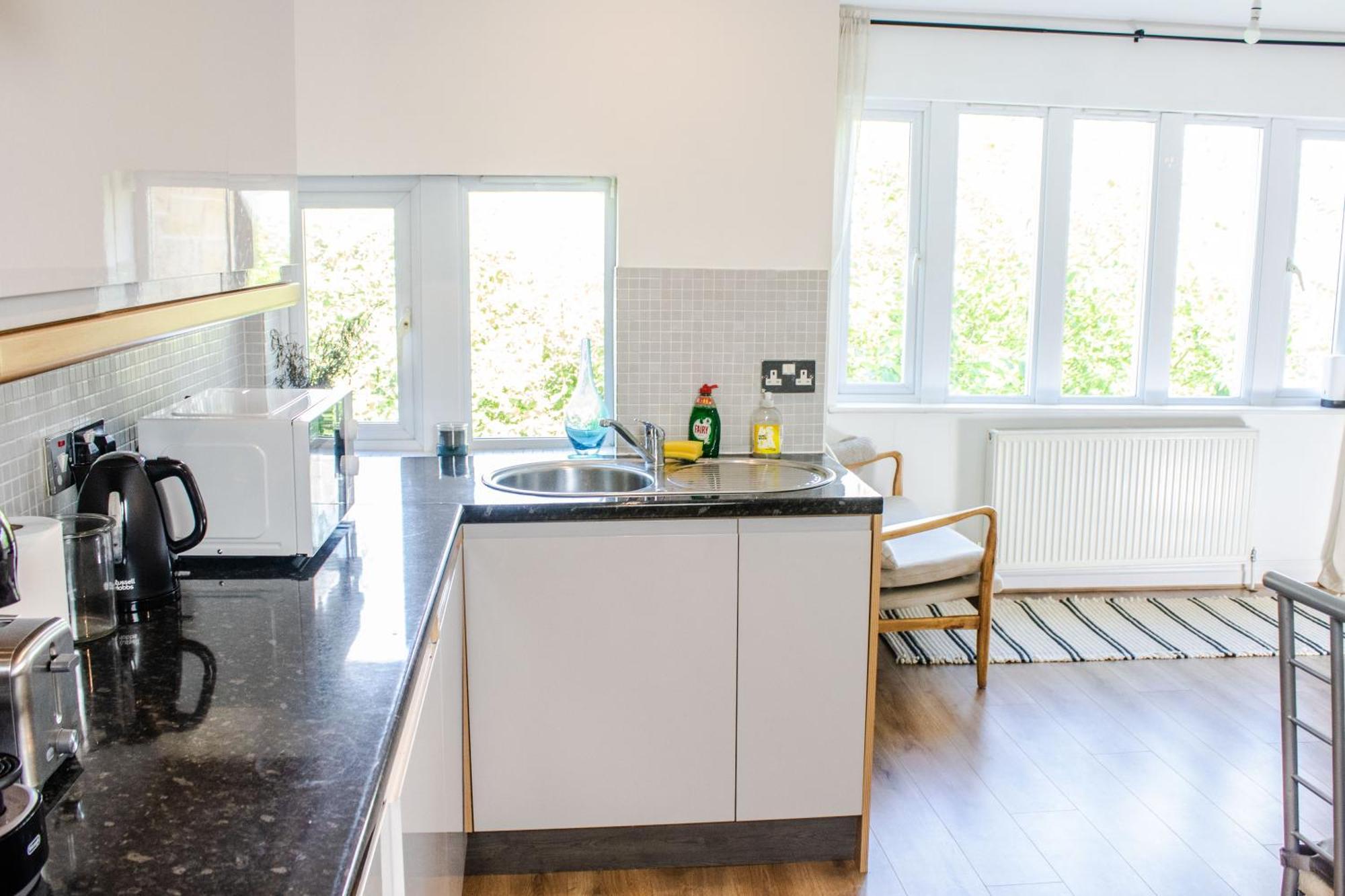 2 Bed - 2 Bath - Duplex Apartment Next To Lbu-Headingley Centre-Ycc Arena-Families-Relocators - Long Stay Rates Available Meanwood Eksteriør billede